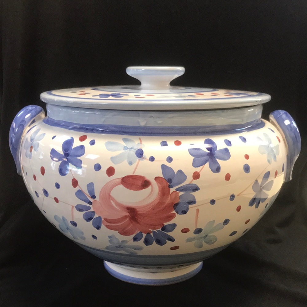 Vintage Made in‎ Italy Hand Painted Ceramic Casserole/Bean/Soup/Storage Pot